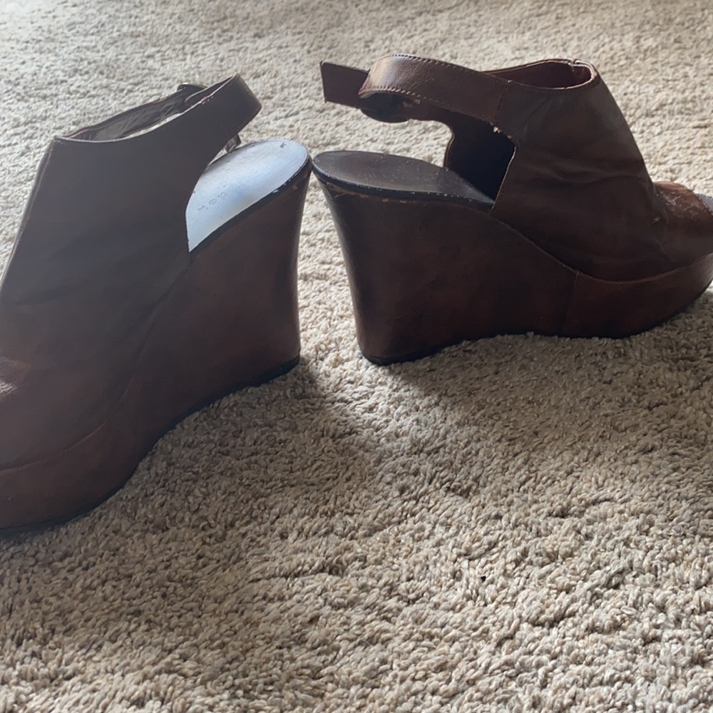 Wedges - Picture 2 of 4